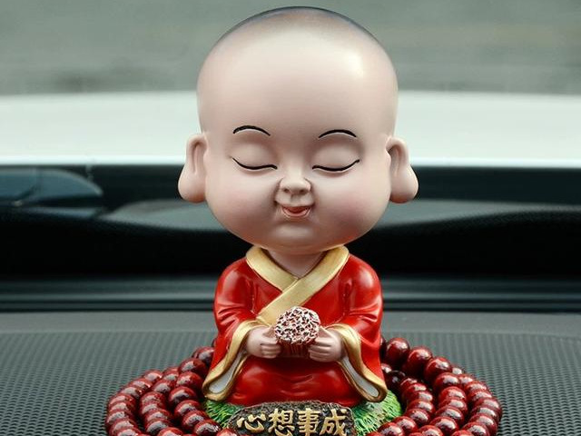 life is like a play it all depends on acting people play it in front for everyone and play it behind for smart people daydaynews