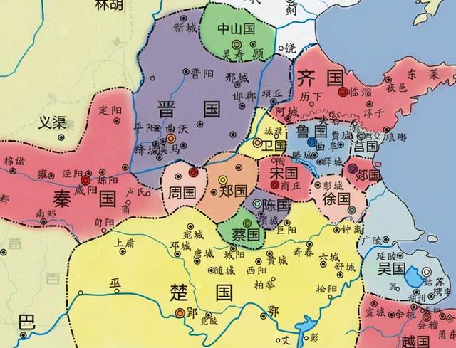 而秦王嬴政来到雍城举行加冠礼,自然也有纪念历代秦国君主的意义.