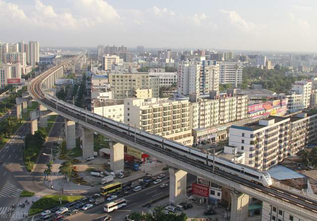 重要文件公布！重庆成都西安被委以重任，这些地区收获大礼包(图1)