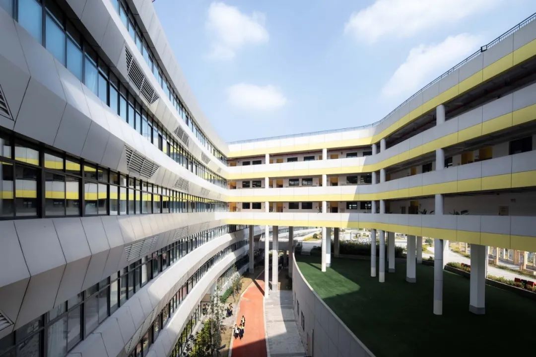 中小学建筑设计:成都东辰外国语学校/案例