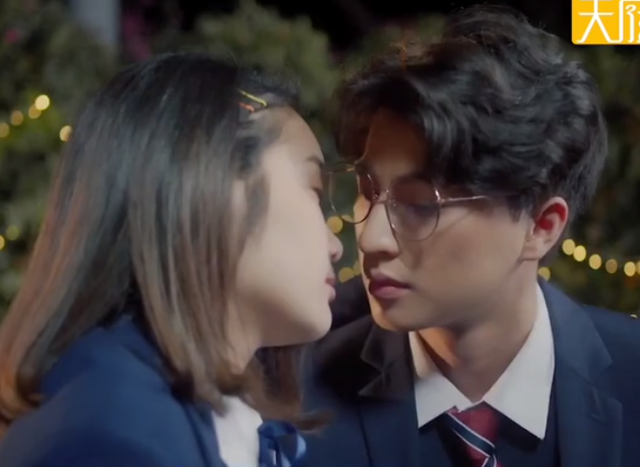 泰星mew与gulf新剧杀青,出演的大学作品播出,造型帅气