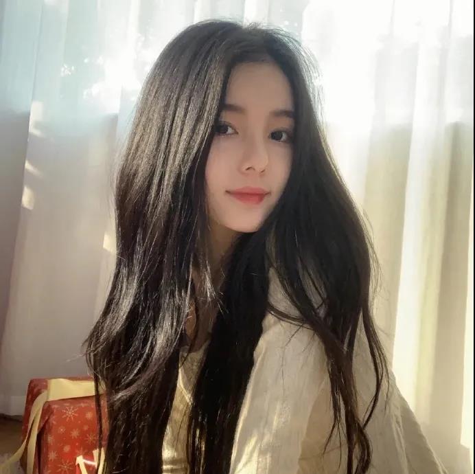 女生头像:精选超可爱超好看的女生真人头像100张