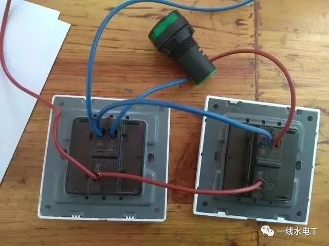 两个开关控制一个灯到底有几种接法你用哪一种接法