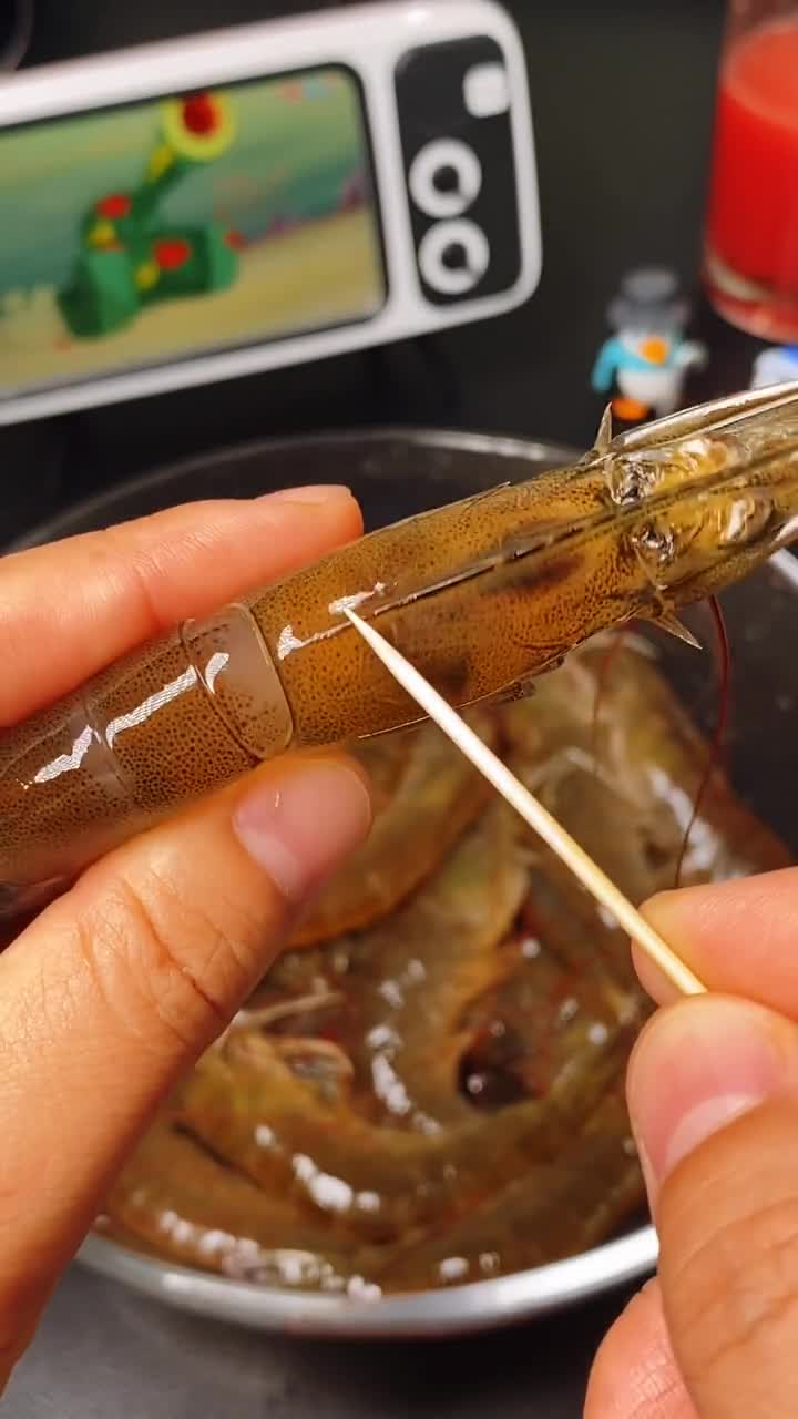 0?fmt=jpg&size=52&h=1280&w=720&ppv=1