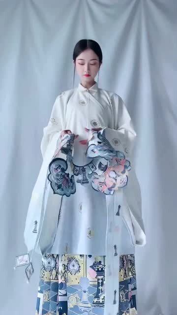 莉莉崽蓝色汉服穿搭，蓝色系汉服