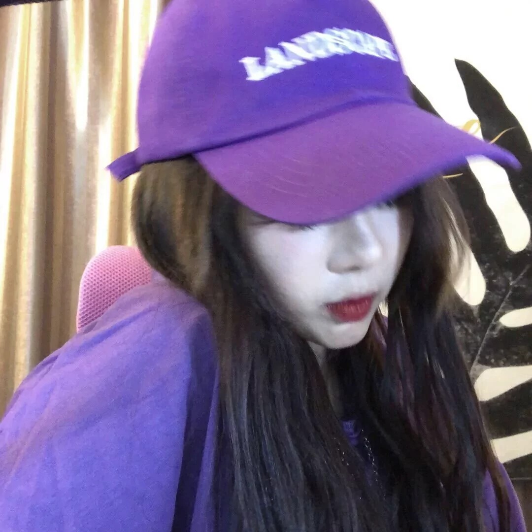 拽姐女生头像:高低也是位美女/女生头像