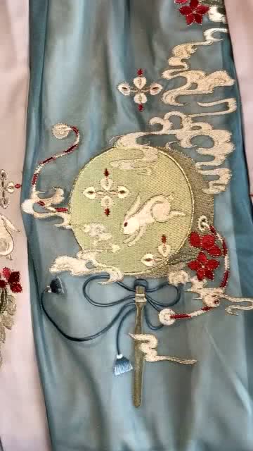 汉服穿搭剔红海棠，以海棠为主题的汉服