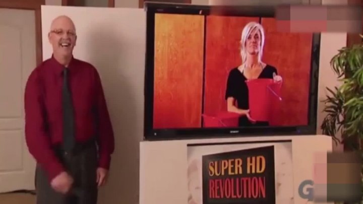 国外恶搞路人理发店视频，国外恶搞路人搞笑视频