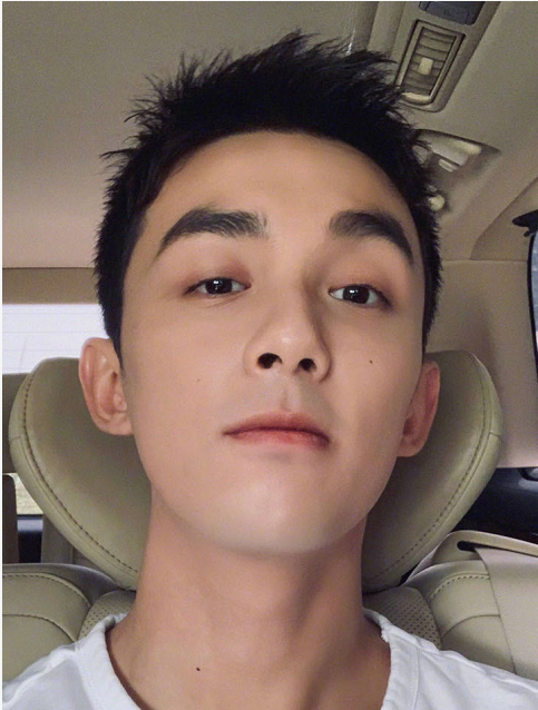 适合脸型:圆脸,心形脸,长脸,额头需要修饰的