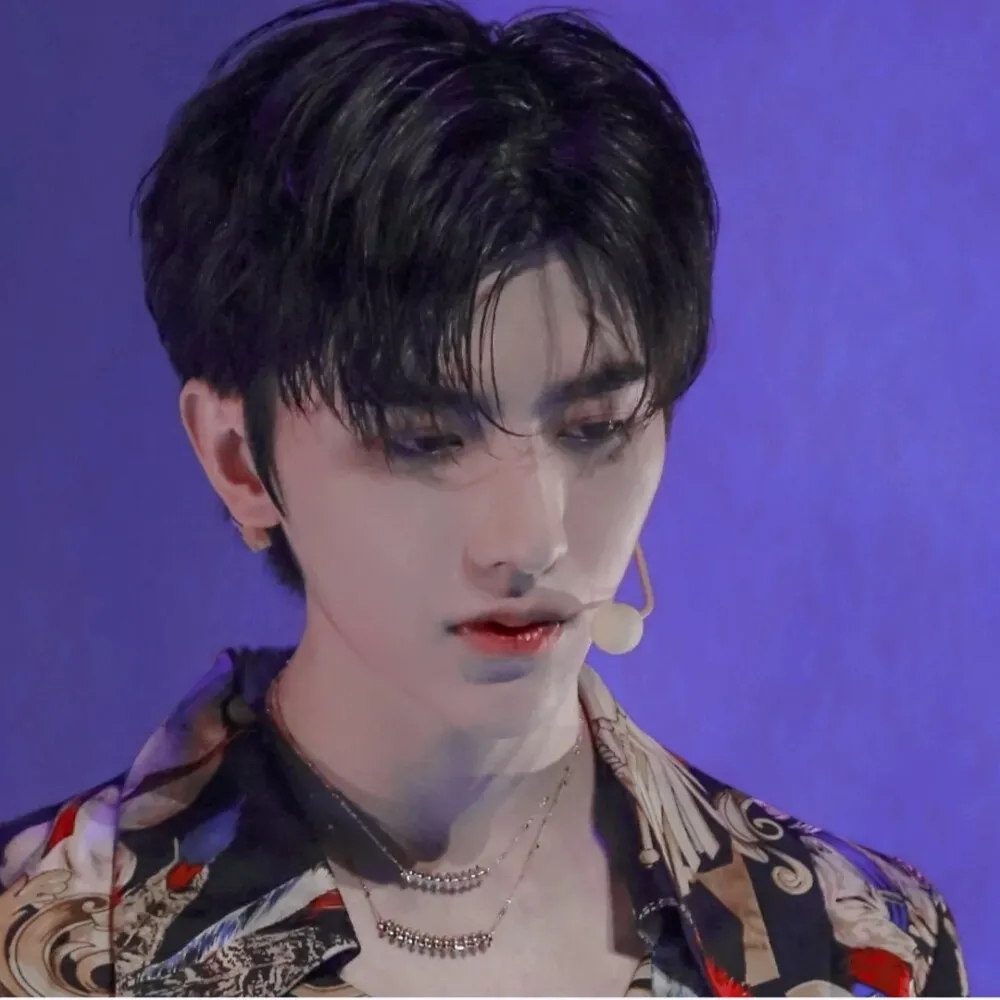 蔡徐坤 高清 头像 壁纸