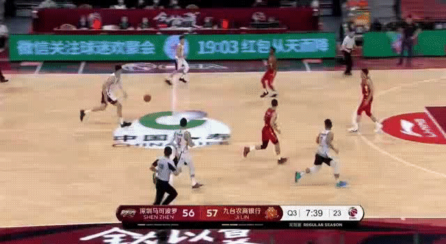 另一名内线沈梓捷同样发挥出色,