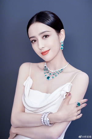 记者林玟谕/综合报导 大陆女星佟丽娅是首届「新疆小姐」亚军,拥有