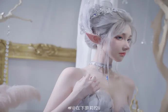 鬼刀 海琴烟cos 很久以前,有人对我说,我双眼下的泪痣是命运注定无法