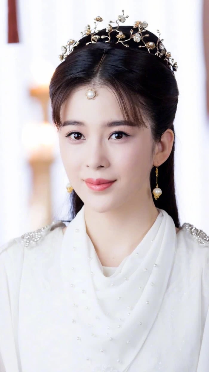 赵樱子这颜值就算出演女配也很美,完全不会被女主艳压