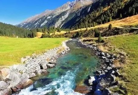 做人 不求人人理解 但求问心无愧 看点快报