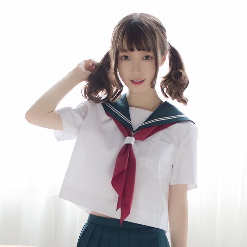 Jk制服美少女 你的双马尾和jk制服的搭配让我对你魂不守舍 看点快报