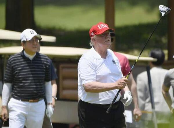 特朗普得知中方的态度后，竟以中国留学生要挟