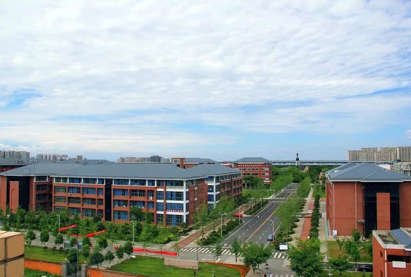 乐山师范学院,四川天一学院,四川轻化工大学,宜宾学院,成都体育学院