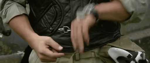 成龙电影中的经典动作——吃口香糖,都有哪部电影有这个动作呢