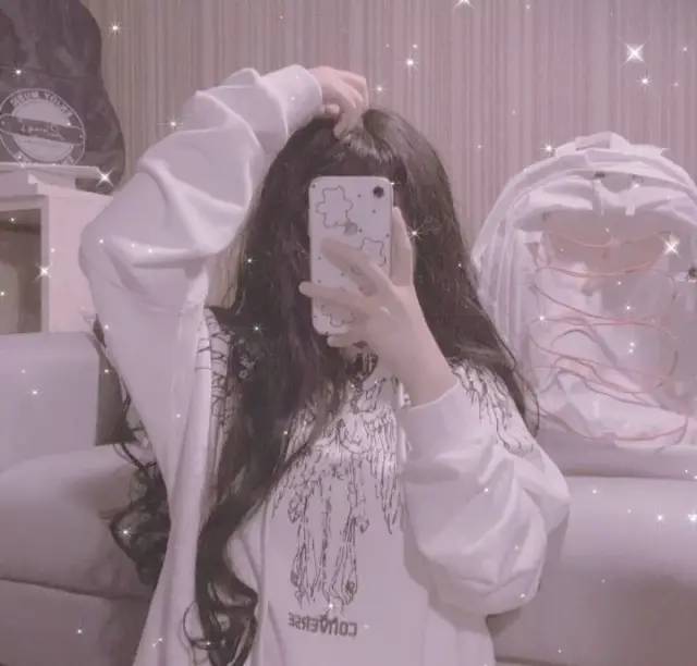 手机控女生头像/你朝世界尽头缓慢前行