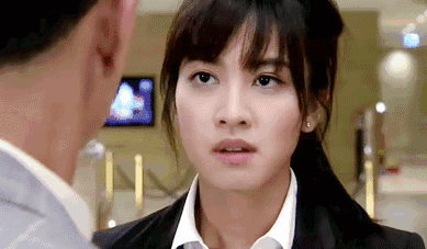 最后还凭借《eu超时任务》,和王浩信获得当年万千星辉颁奖礼