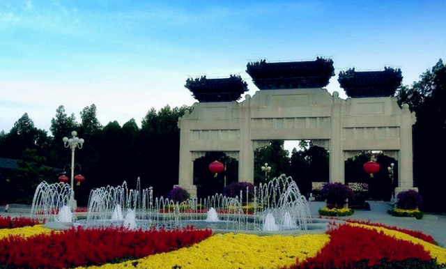 中山公园 北京城内第一座公共园林 历史悠久古朴典雅 看点快报