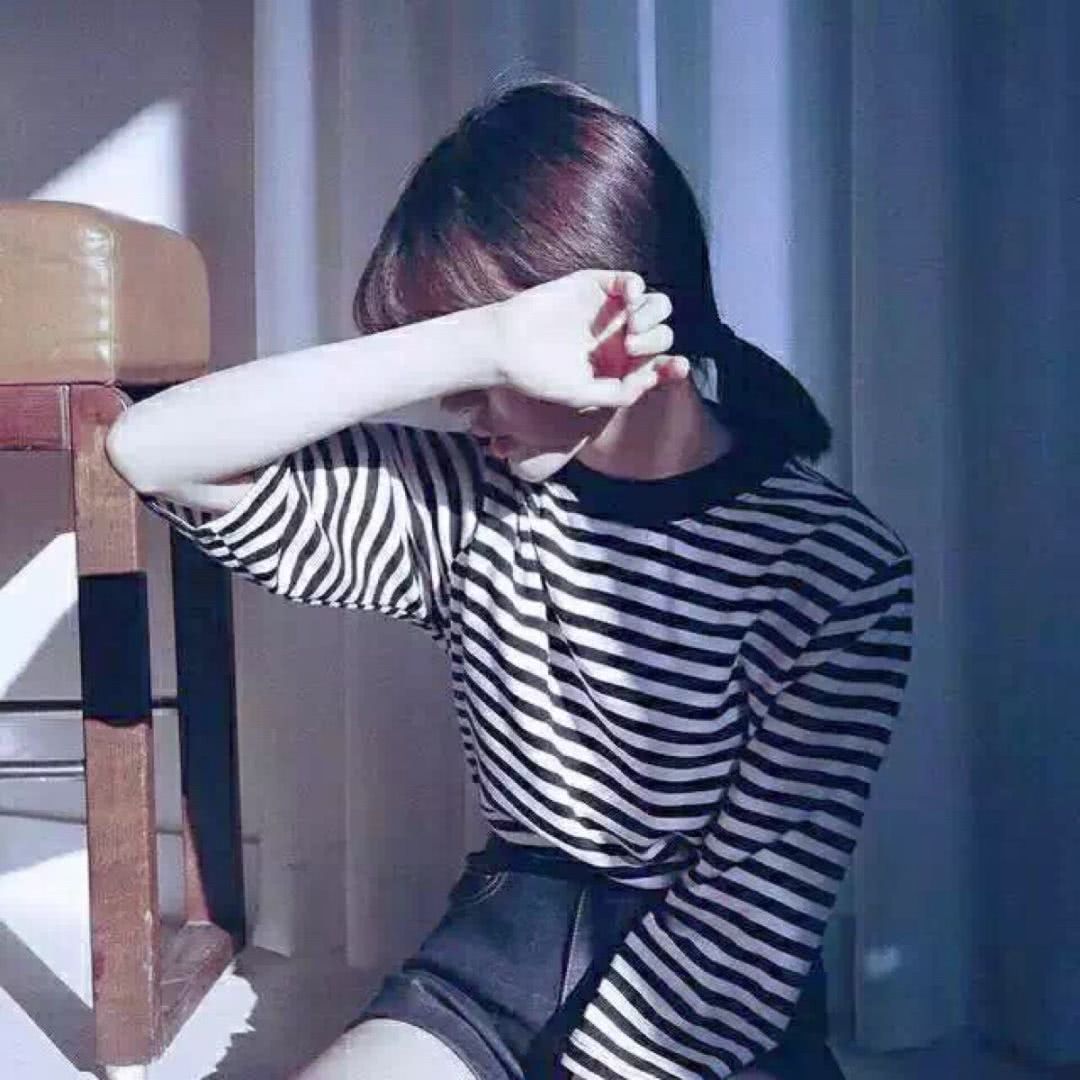伤感忧郁女生头像精选