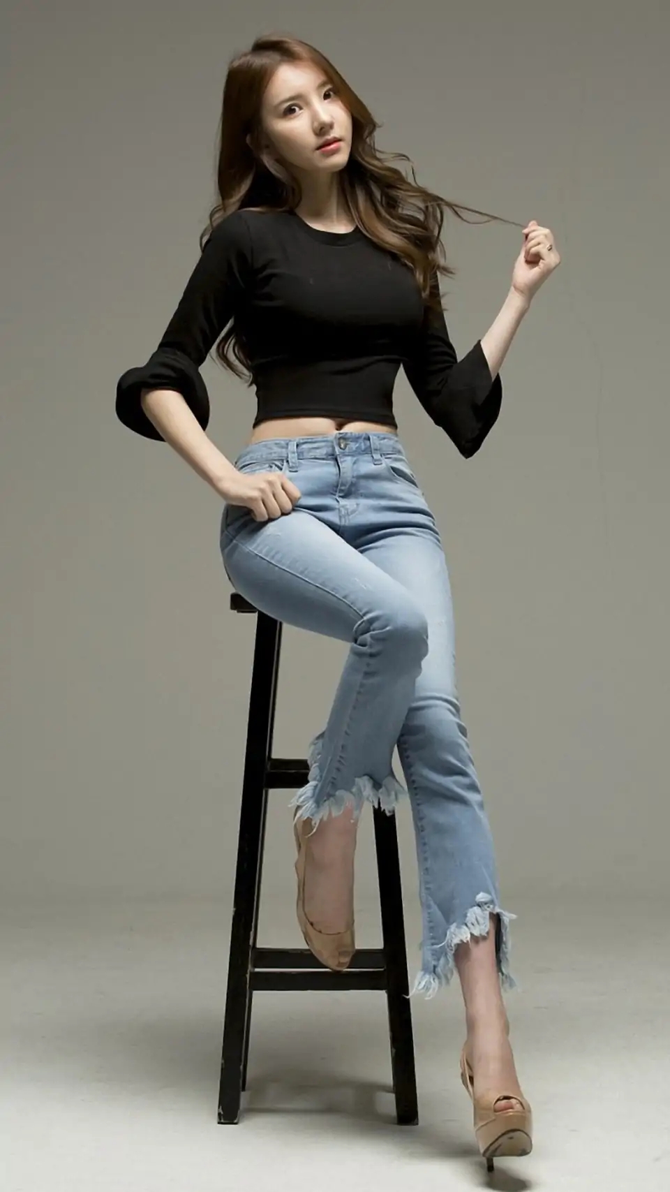 韩国美女 金孝轩 写真,穿牛仔裤大长腿超级惹眼!