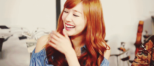 你知道女生突然频繁发自拍是什么原因吗?