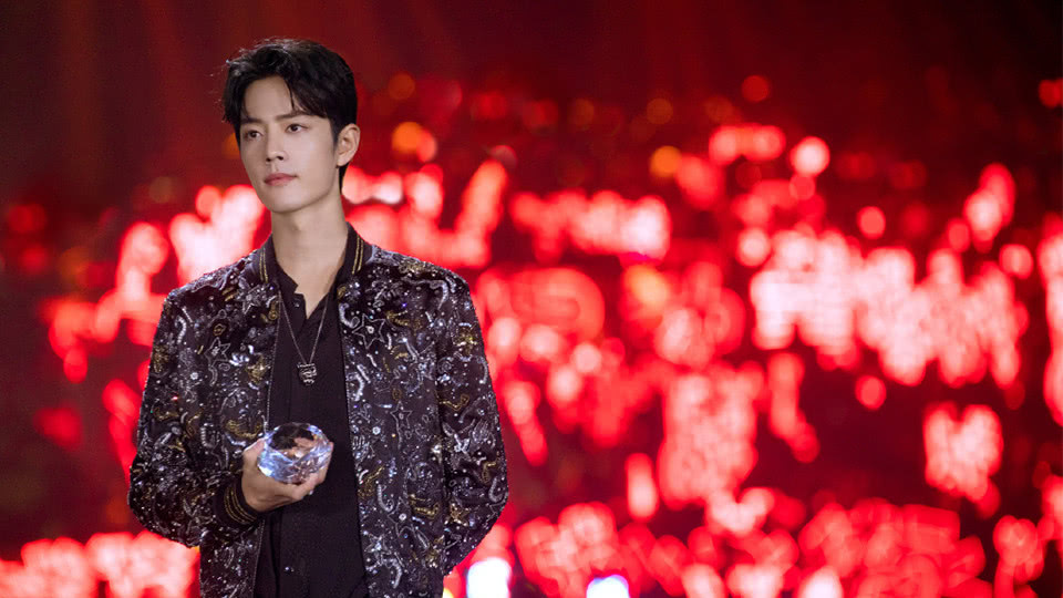 2019年星光大赏!肖战,李现,王一博齐聚,杨幂,赵丽颖同框