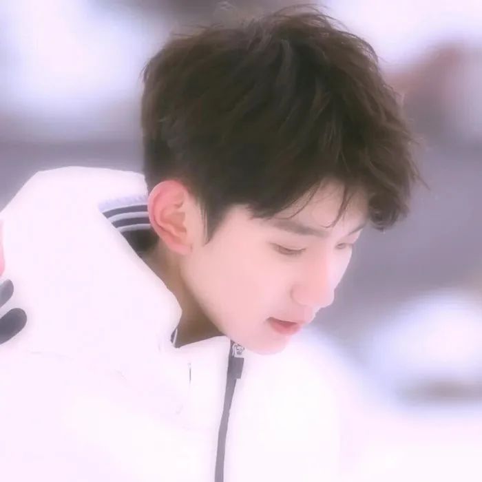 爱豆头像 tfboys王源头像 超酷超帅