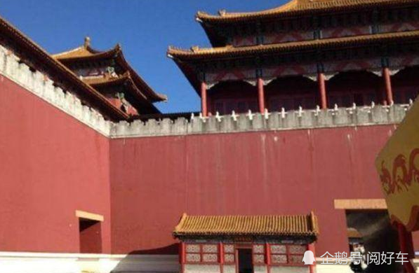 耗资8亿 仿照故宫1 1建造 不惜炸掉13座山 如今票价却是故宫的4倍 横店镇