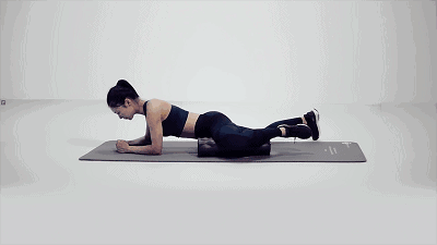 只需1个泡沫轴,让女生健身变简单,在训练中进行放松