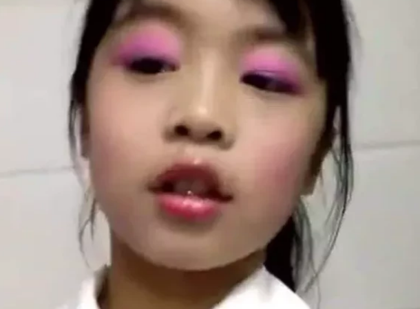 男生眼中