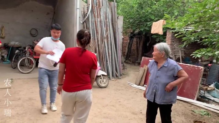 0?fmt=jpg&size=69&h=405&w=720&ppv=1