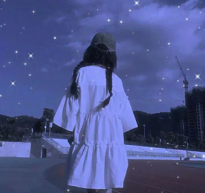 蓝色系不露脸女生头像