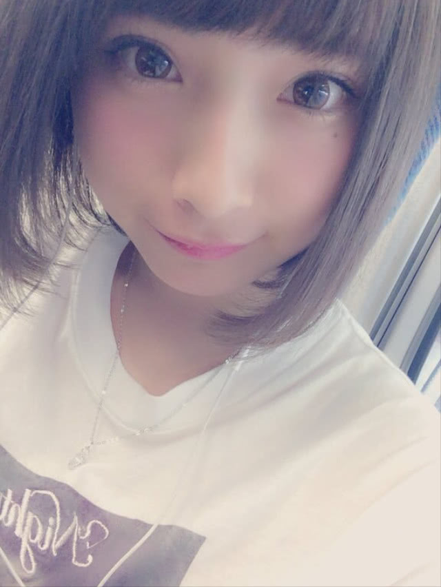 日风超模永井理子 自拍美照 可爱迷人 看点快报