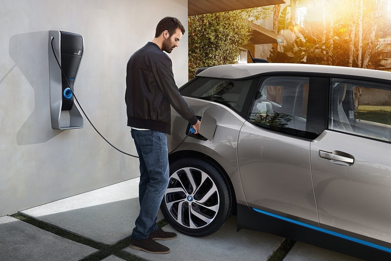 0?fmt=jpg&size=242&rs=182-170&h=854&w=1280&ppv=1