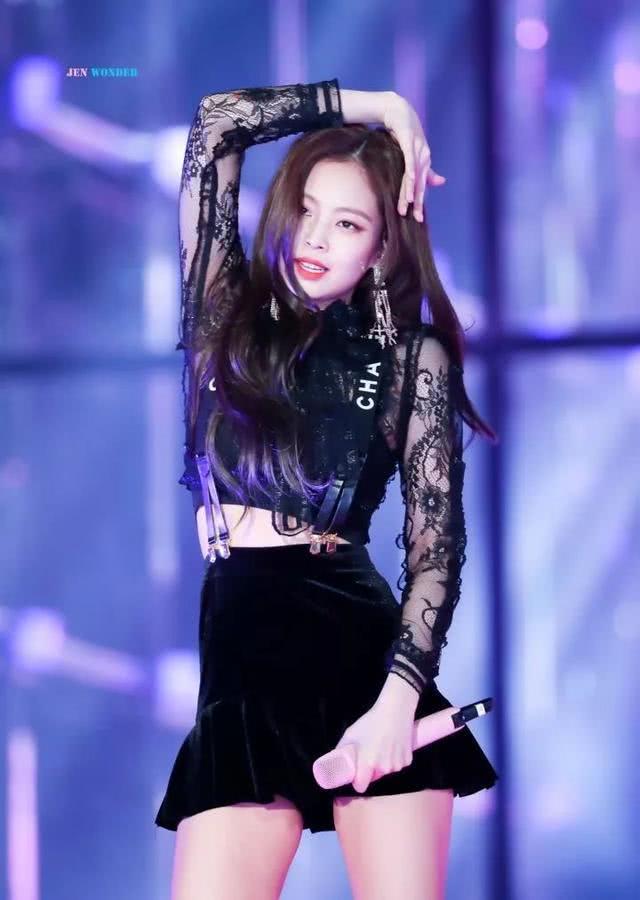 被yg热捧的第一女solo,人间香奈儿!jennie这是什么钻石人生?