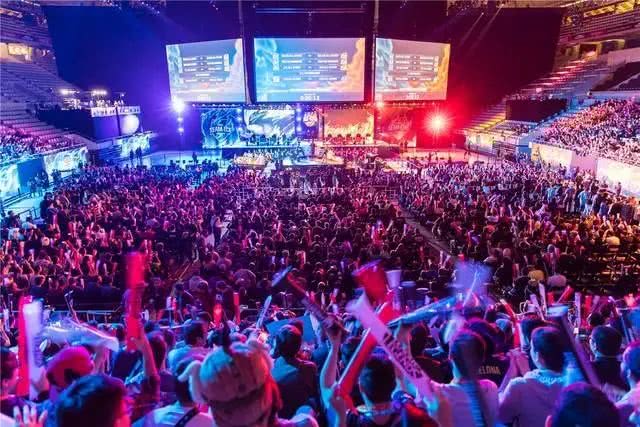 宝马赞助5家英雄联盟战队 复工的电竞赛事先把春来报 看点快报