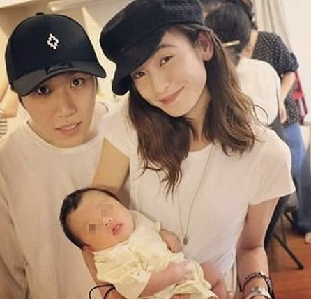 女星与老公奉子成婚却屡遭家暴 无法忍受宣布离婚 看点快报