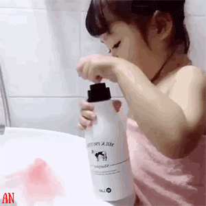 萌娃洗澡表情包
