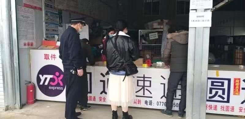 百色经侦警察在行动 查扣假冒伪劣口罩20600个 看点快报