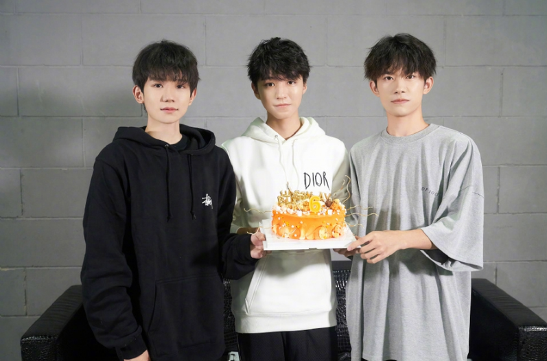 tfboys出道六周年,三人合体庆生,时间见证成长足迹