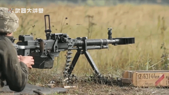 久经不衰的dshk机枪,从苏联服役到俄罗斯,目前中东地区还在用