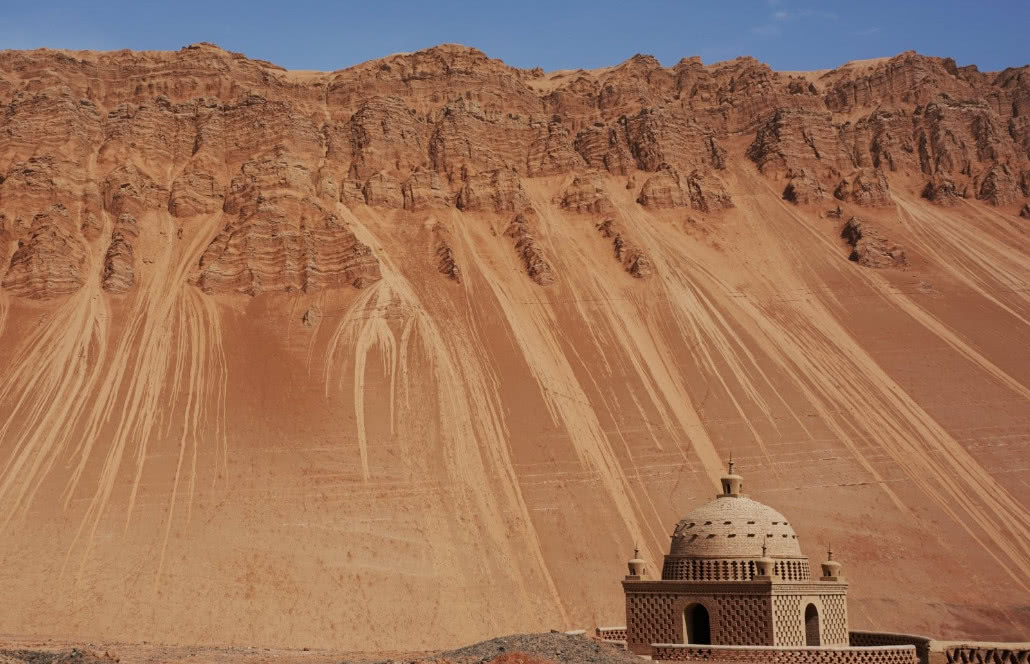 中国最热的地方 西游记中 火焰山 神奇的谷沟泉水瓜果飘香 看点快报