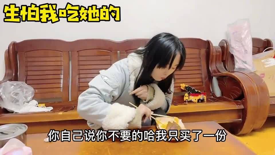 拉肚子视频恶搞朋友圈，拉肚子的视频搞笑