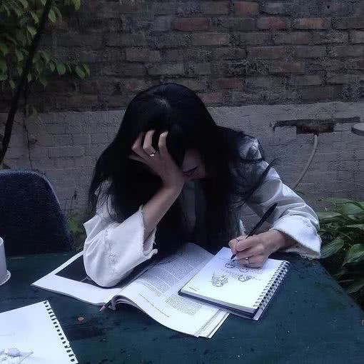 伤感忧郁女生头像精选
