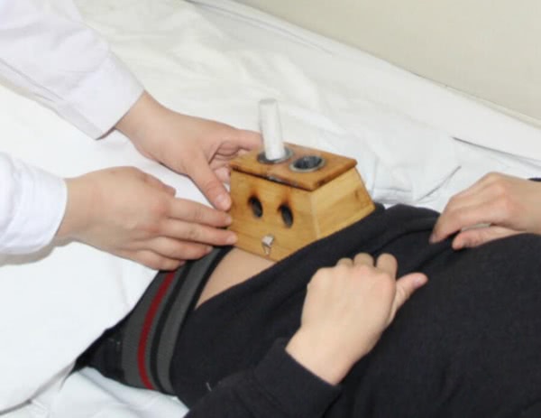 针灸专家带居家艾灸,增强身体免疫力