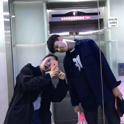 0?fmt=jpg&size=33&h=400&w=400&ppv=1